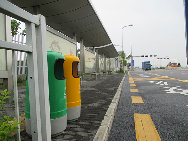 欣方圳玻璃鋼垃圾桶清潔廣東中山市街道